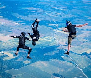 Mixed Formation Skydiving (MFS)