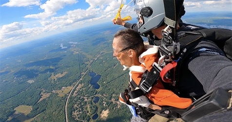 Friends Help Hospice Patient Fulfill Skydiving Dream