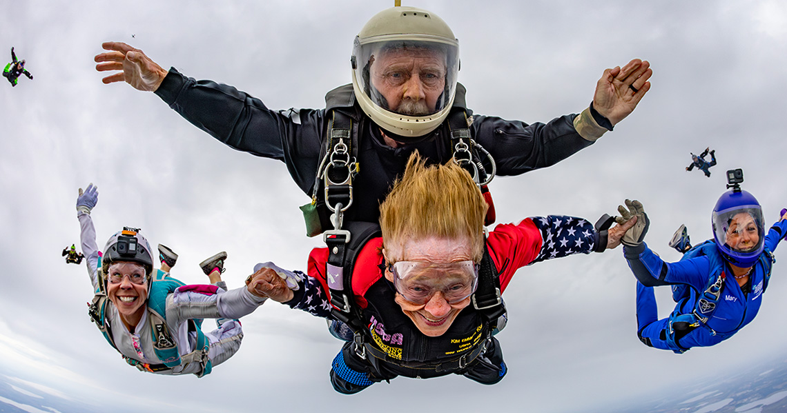 Going for the Gold—Kim Emmons Knor Reaches 1,000 Jumps and Earns USPA Gold Wings