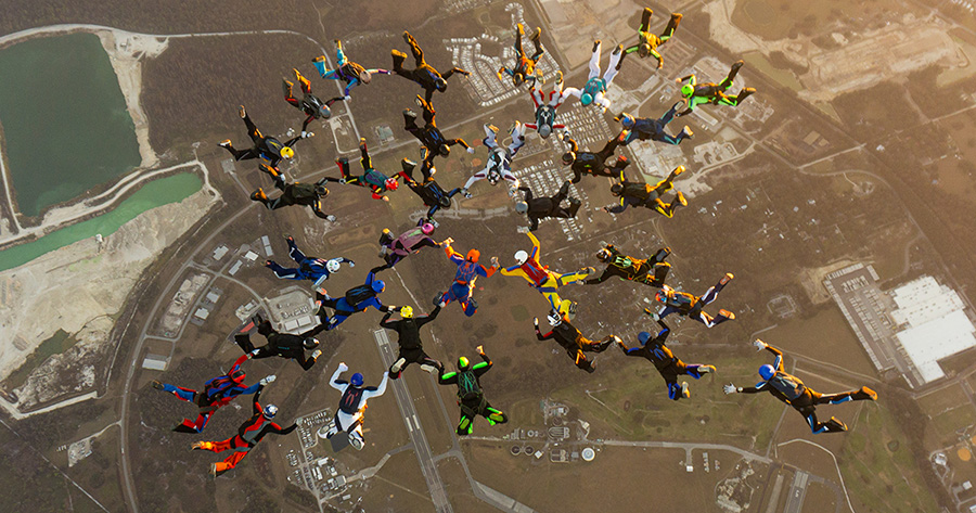 Heroes in the Hills Goes to Skydive City